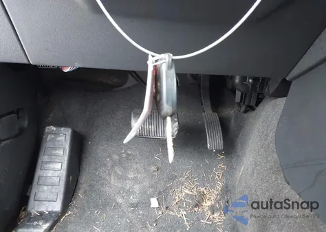 2014 Jeep Compass Latitude z USA, uszkodzony, nr VIN 1C4NJDEB2ED689012